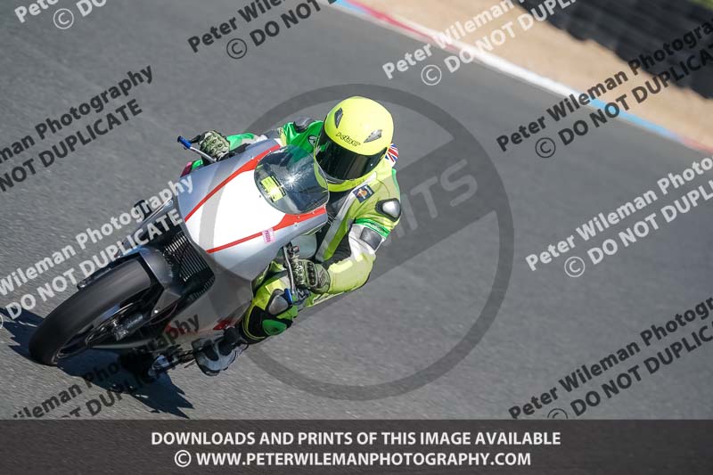 enduro digital images;event digital images;eventdigitalimages;mallory park;mallory park photographs;mallory park trackday;mallory park trackday photographs;no limits trackdays;peter wileman photography;racing digital images;trackday digital images;trackday photos